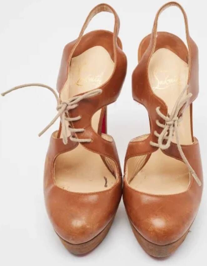 Christian Louboutin Pre-owned Leather sandals Brown Dames