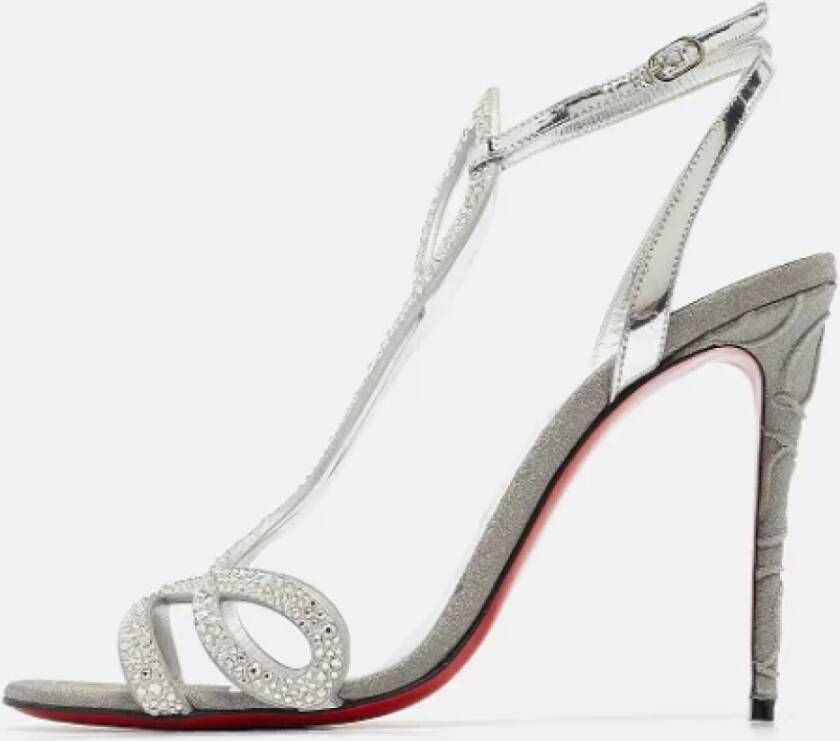 Christian Louboutin Pre-owned Leather sandals Gray Dames