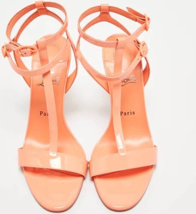 Christian Louboutin Pre-owned Leather sandals Orange Dames