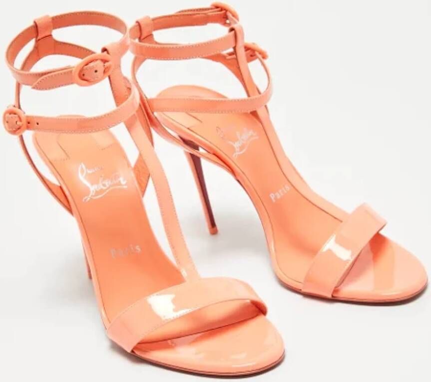 Christian Louboutin Pre-owned Leather sandals Orange Dames