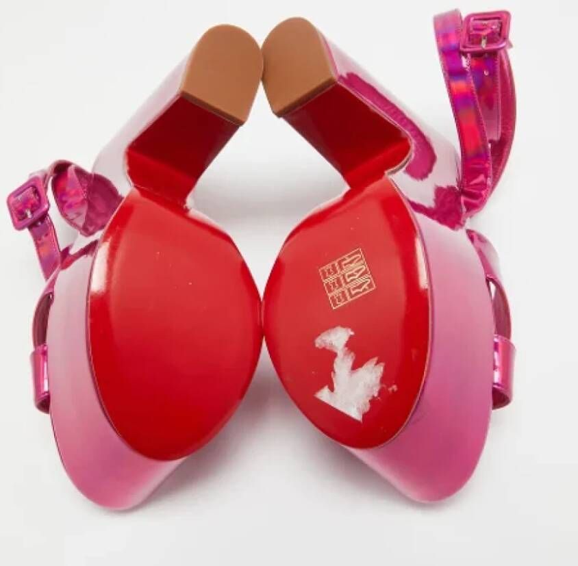 Christian Louboutin Pre-owned Leather sandals Pink Dames