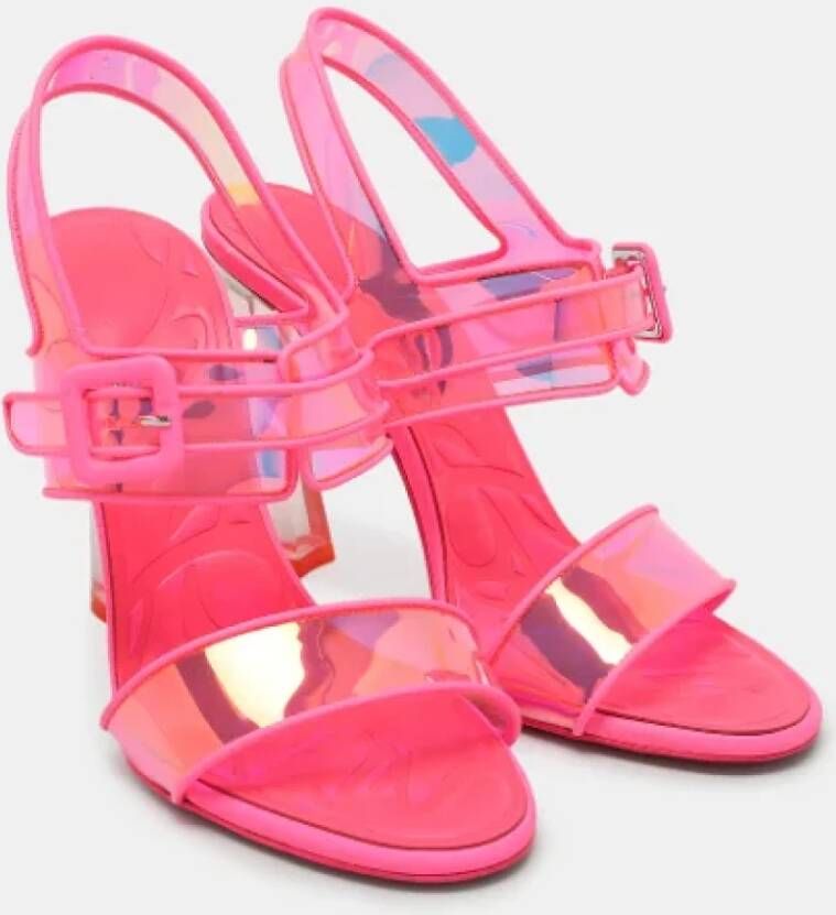 Christian Louboutin Pre-owned Leather sandals Pink Dames