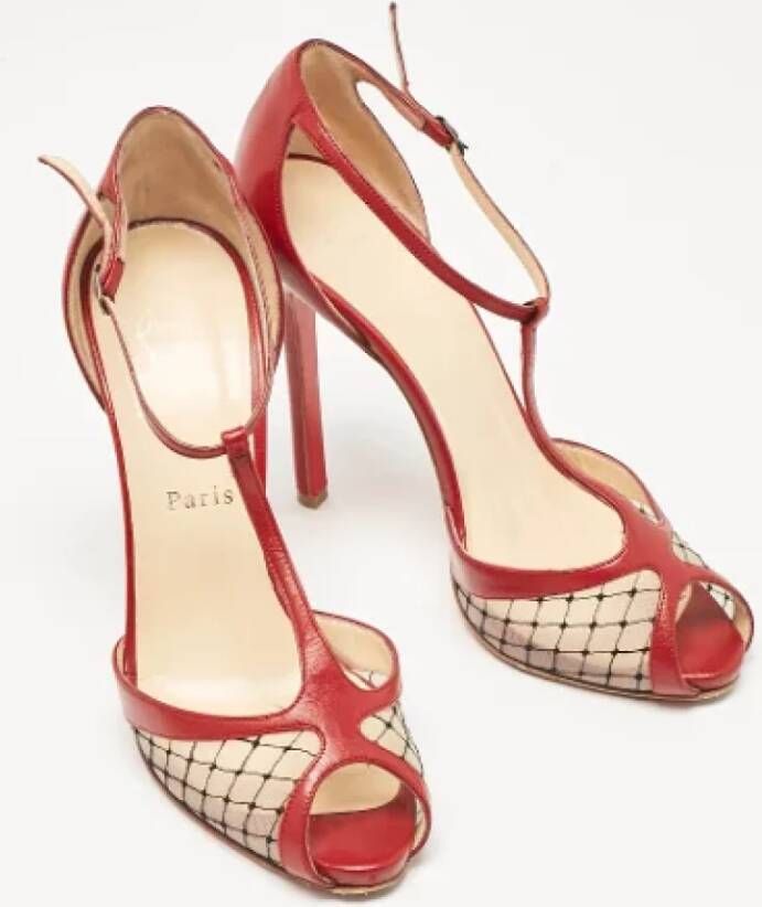 Christian Louboutin Pre-owned Leather sandals Red Dames