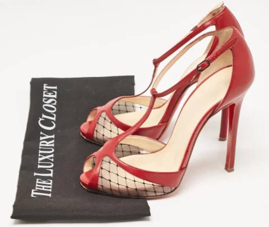 Christian Louboutin Pre-owned Leather sandals Red Dames