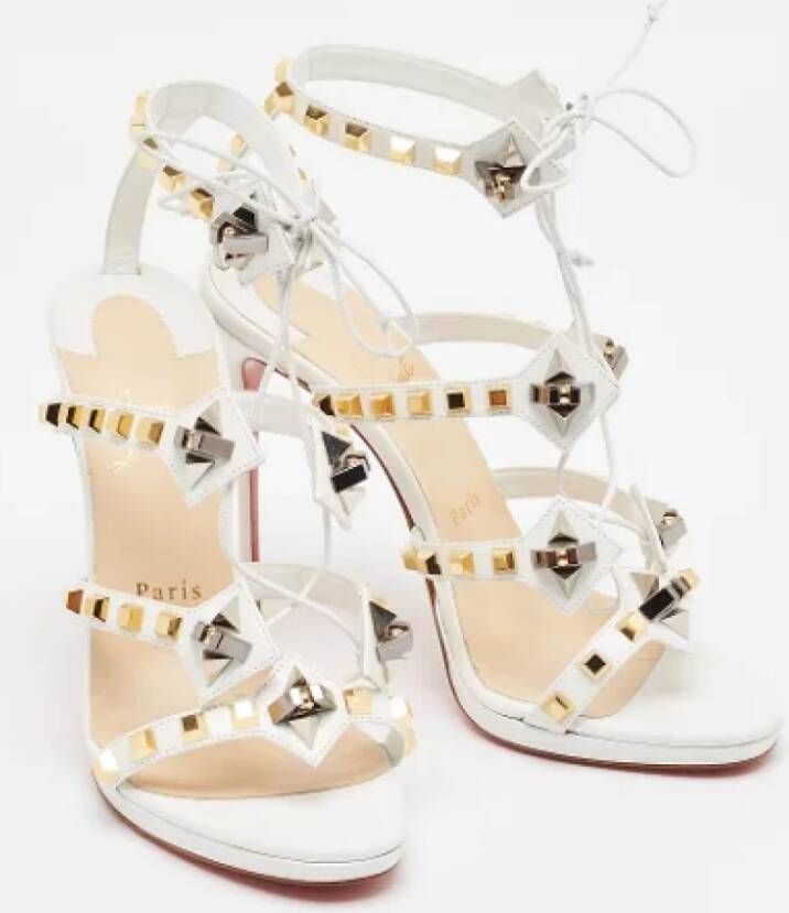 Christian Louboutin Pre-owned Leather sandals White Dames