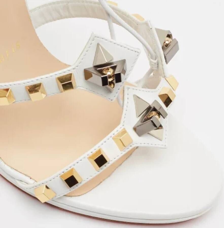 Christian Louboutin Pre-owned Leather sandals White Dames