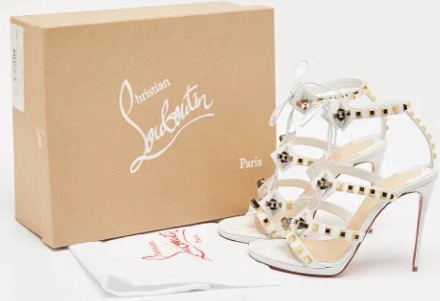 Christian Louboutin Pre-owned Leather sandals White Dames