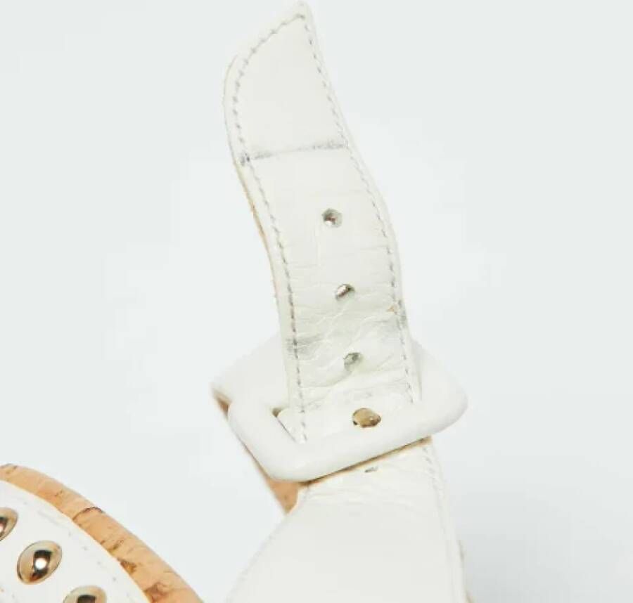 Christian Louboutin Pre-owned Leather sandals White Dames