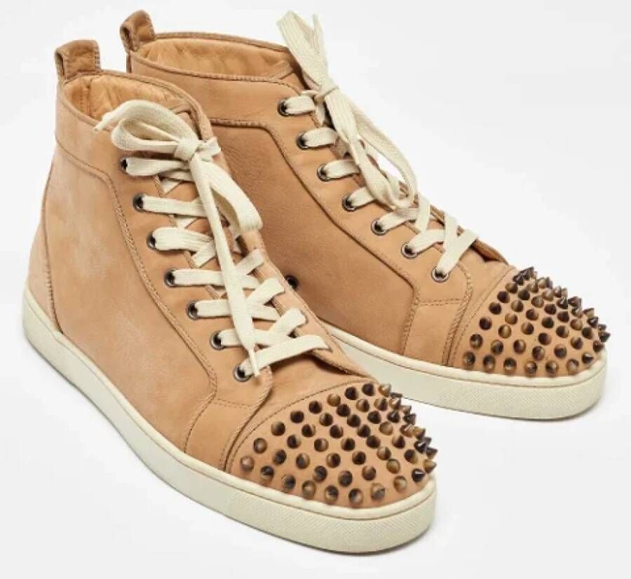 Christian Louboutin Pre-owned Leather sneakers Beige Heren