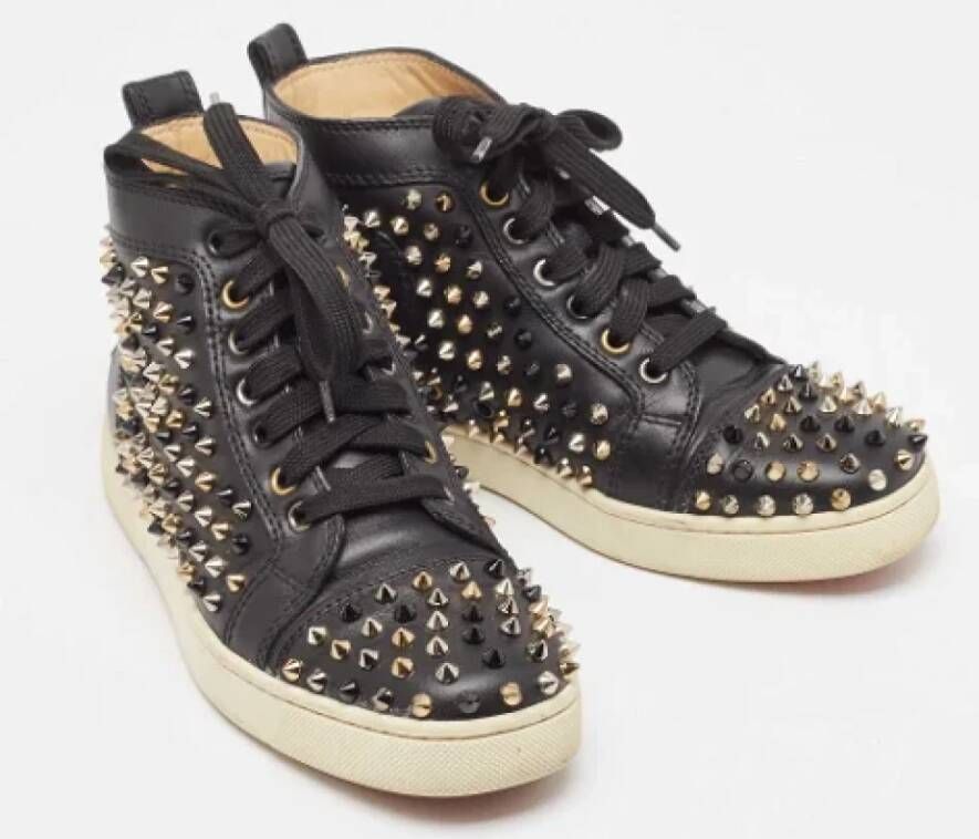 Christian Louboutin Pre-owned Leather sneakers Black Dames