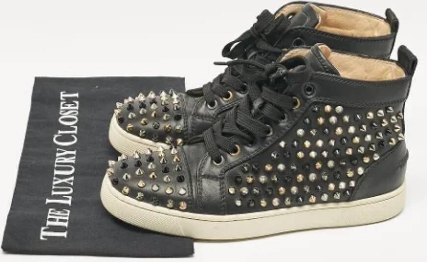 Christian Louboutin Pre-owned Leather sneakers Black Dames