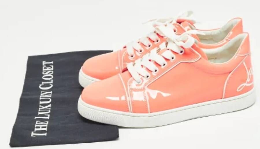 Christian Louboutin Pre-owned Leather sneakers Orange Dames