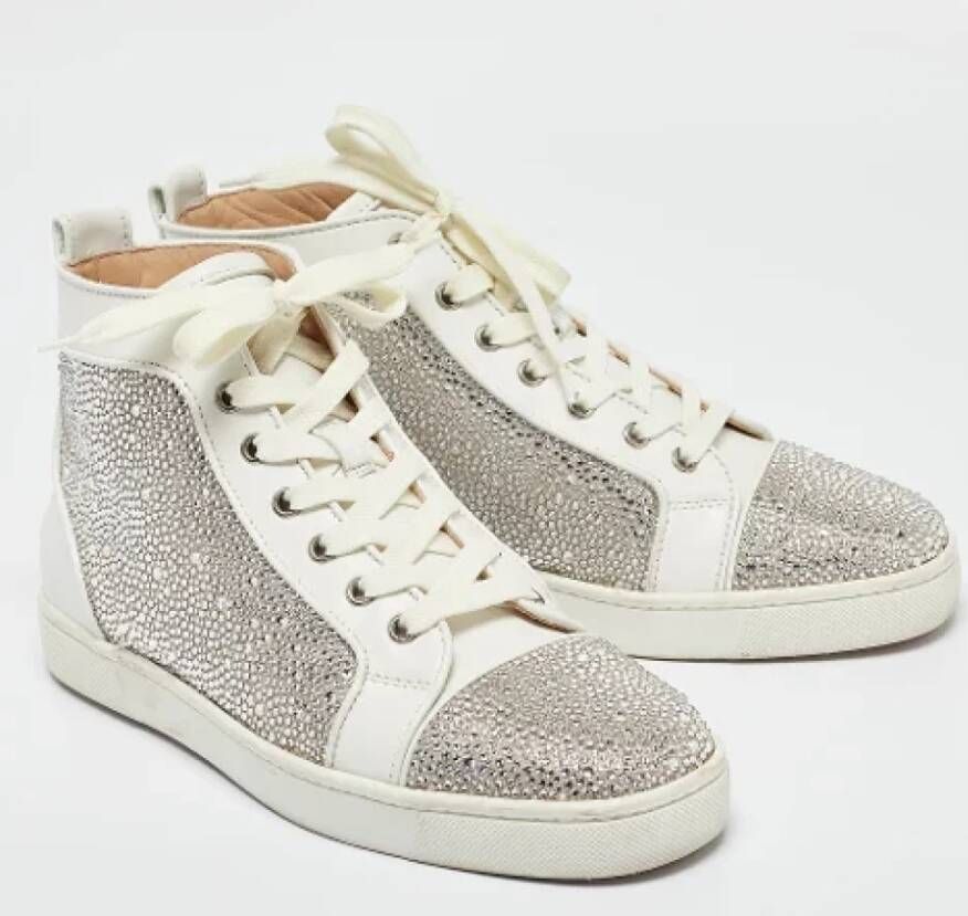 Christian Louboutin Pre-owned Leather sneakers White Dames