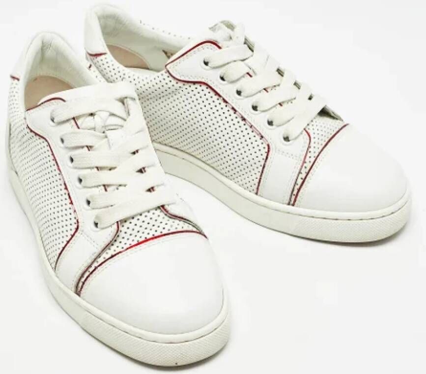 Christian Louboutin Pre-owned Leather sneakers White Dames