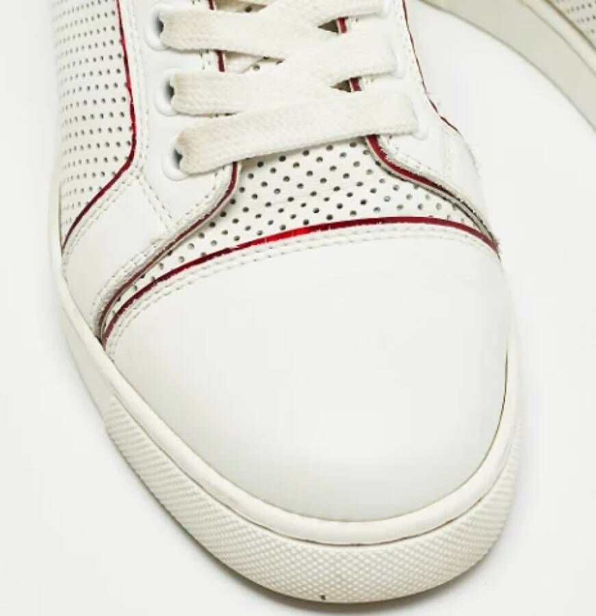 Christian Louboutin Pre-owned Leather sneakers White Dames