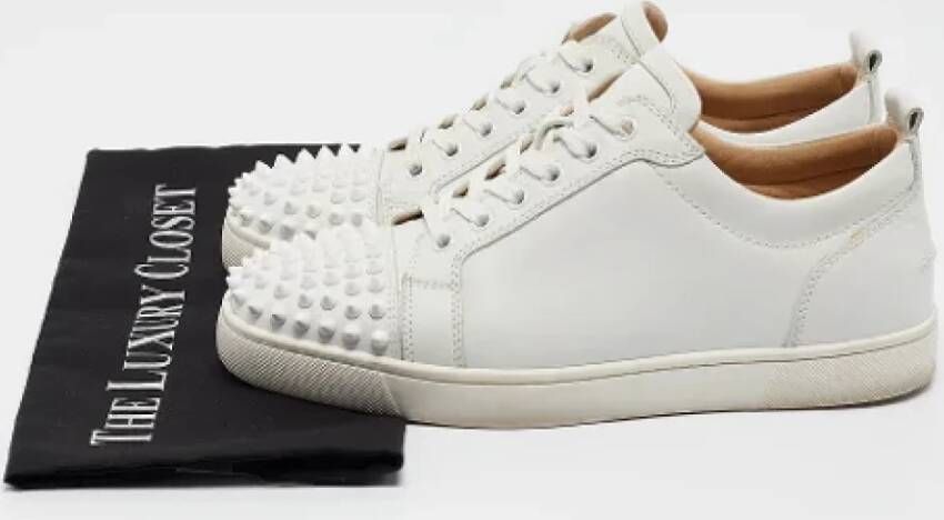 Christian Louboutin Pre-owned Leather sneakers White Dames