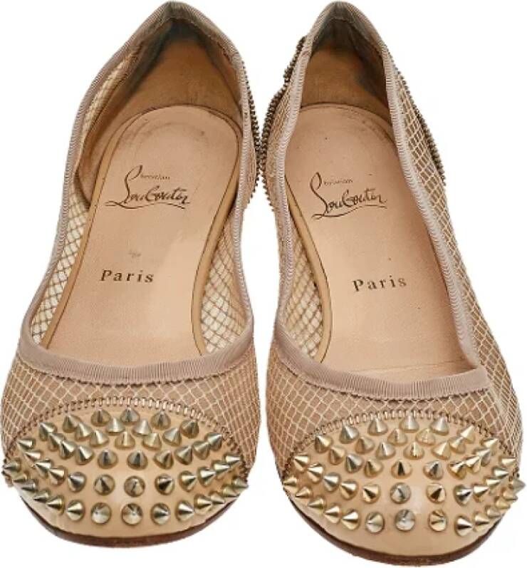 Christian Louboutin Pre-owned Mesh flats Beige Dames