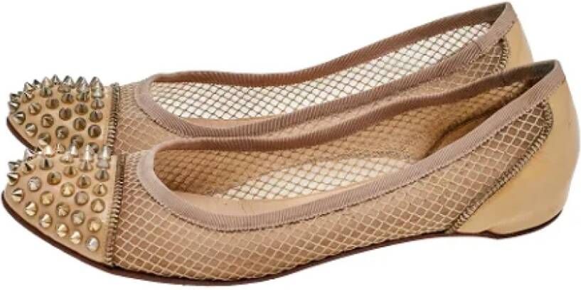 Christian Louboutin Pre-owned Mesh flats Beige Dames