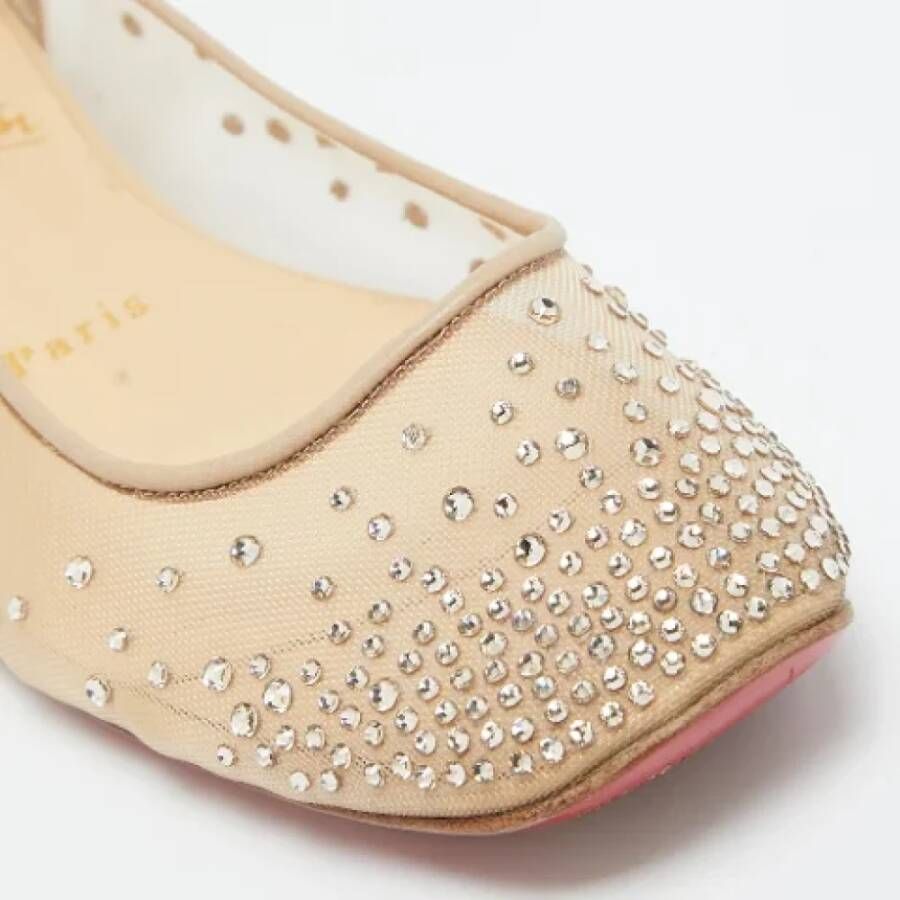 Christian Louboutin Pre-owned Mesh flats Beige Dames