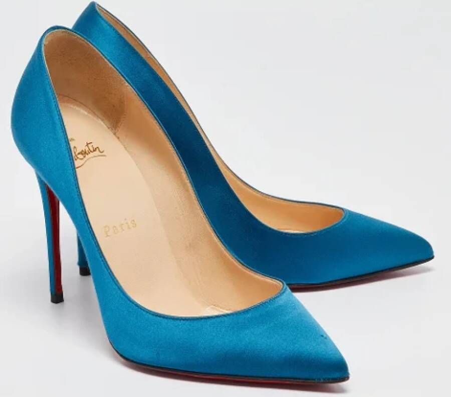 Christian Louboutin Pre-owned Satin heels Blue Dames