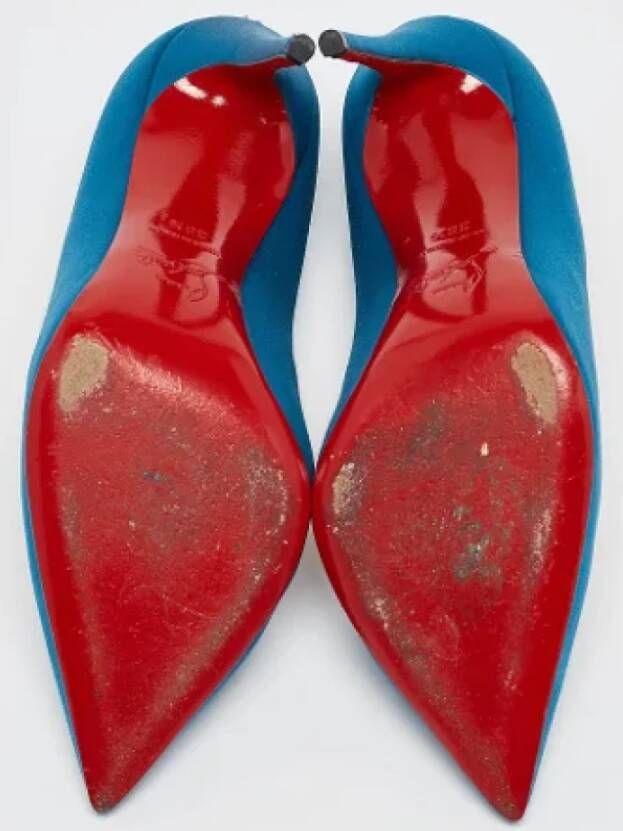 Christian Louboutin Pre-owned Satin heels Blue Dames