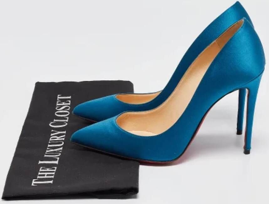 Christian Louboutin Pre-owned Satin heels Blue Dames