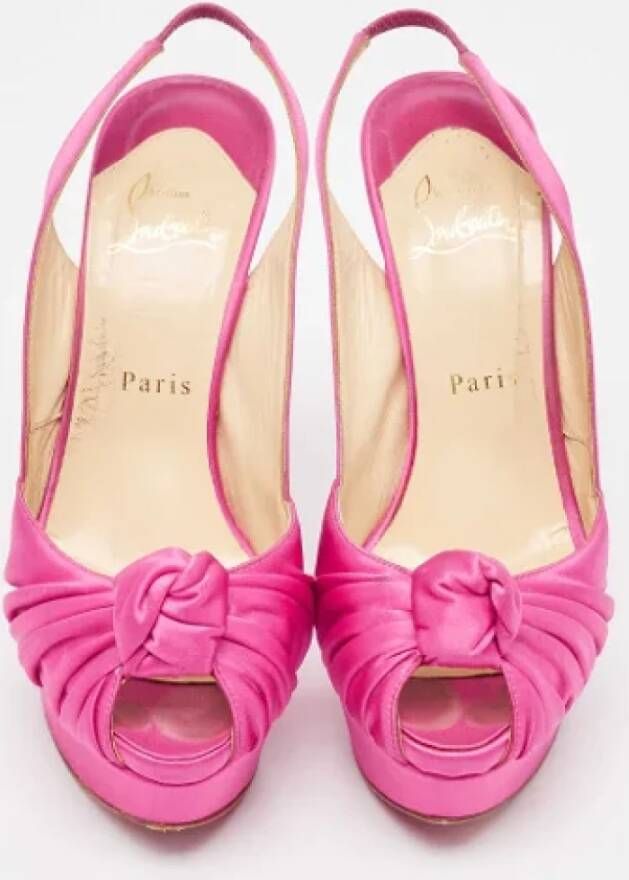 Christian Louboutin Pre-owned Satin heels Pink Dames