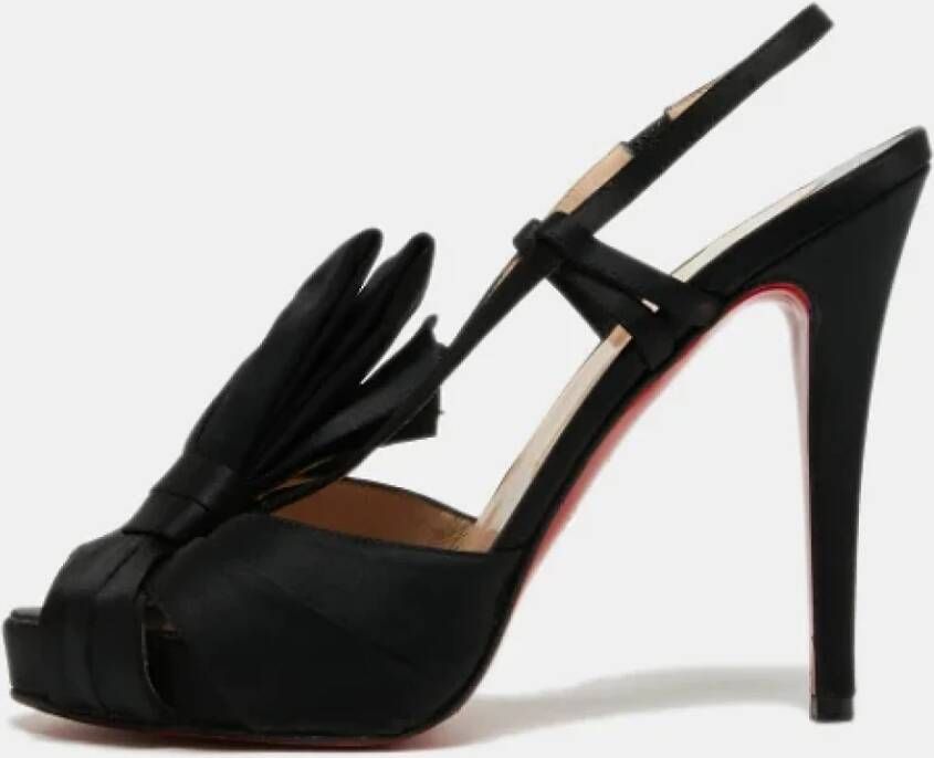 Christian Louboutin Pre-owned Satin sandals Black Dames