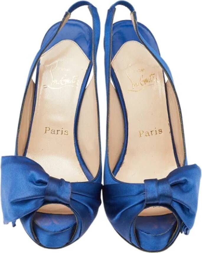 Christian Louboutin Pre-owned Satin sandals Blue Dames