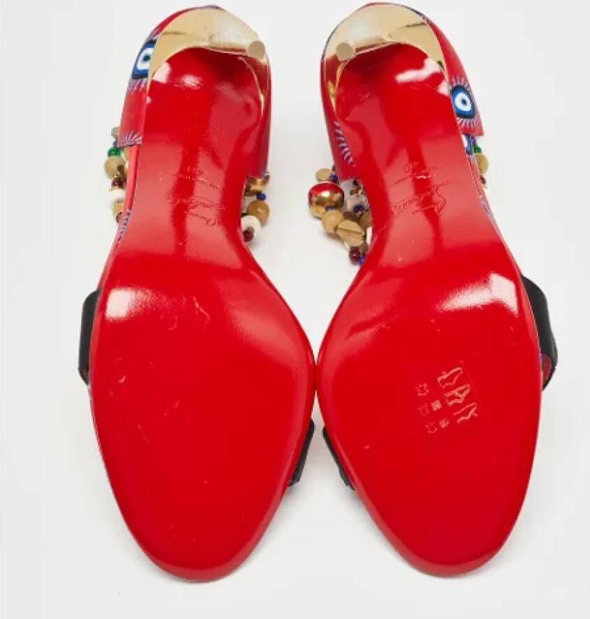 Christian Louboutin Pre-owned Satin sandals Red Dames