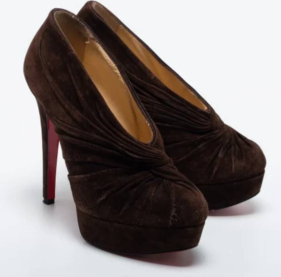 Christian Louboutin Pre-owned Suede boots Brown Dames