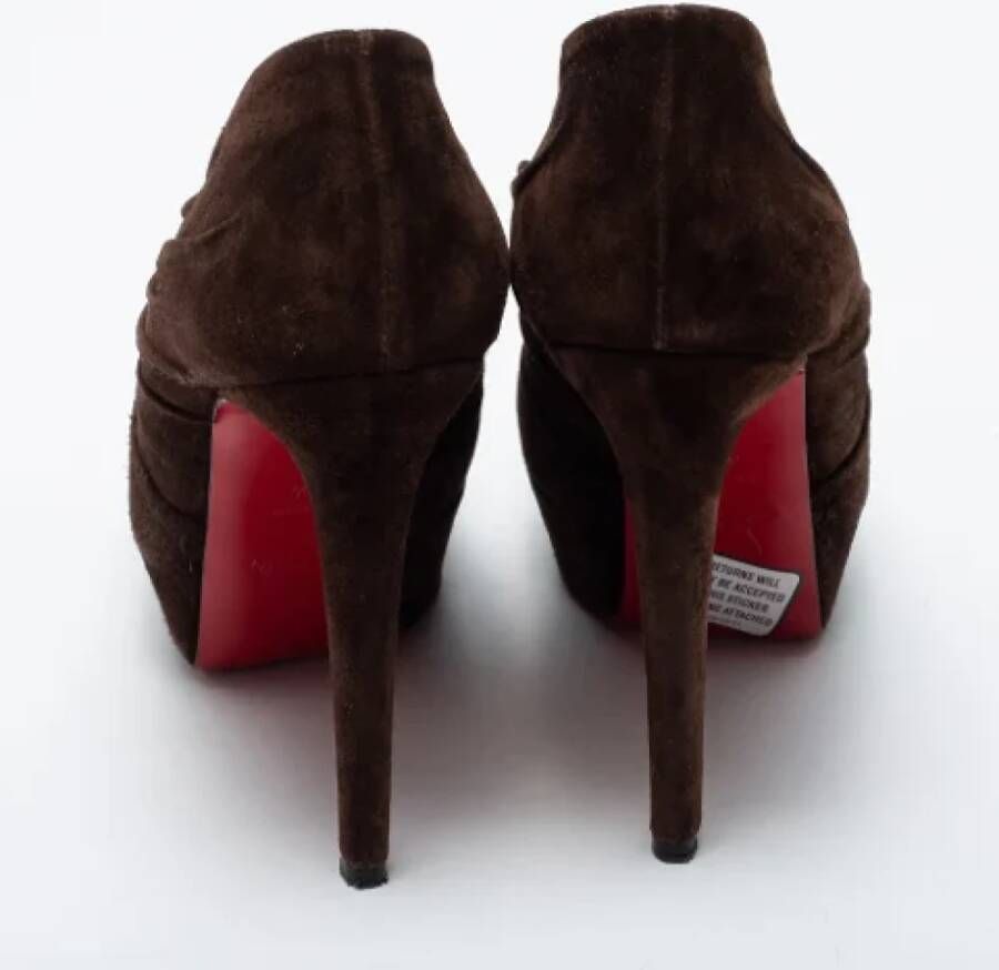 Christian Louboutin Pre-owned Suede boots Brown Dames