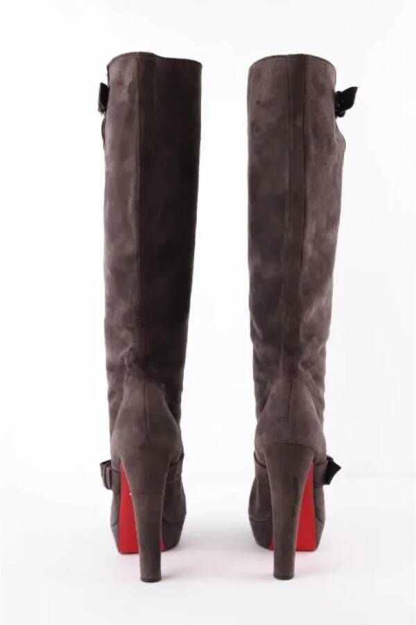 Christian Louboutin Pre-owned Suede boots Brown Dames