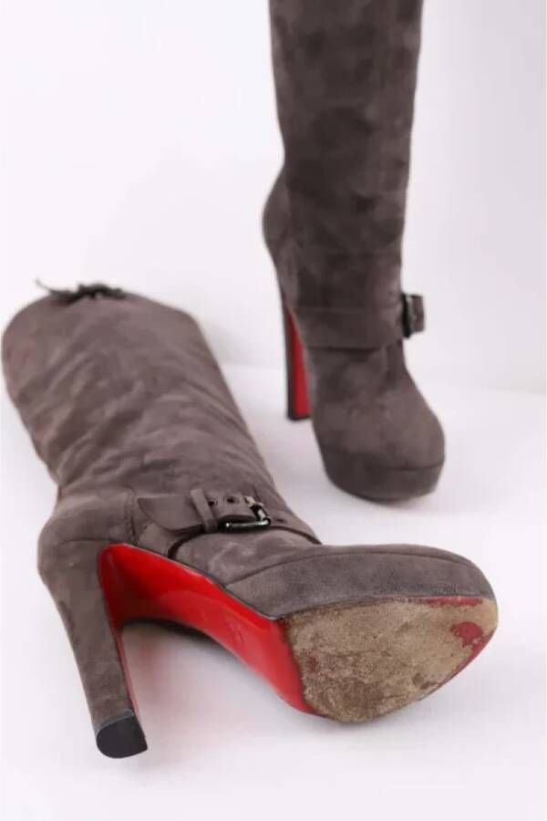 Christian Louboutin Pre-owned Suede boots Brown Dames