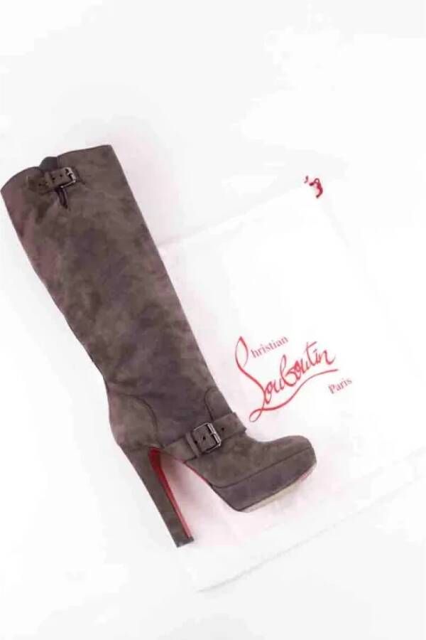 Christian Louboutin Pre-owned Suede boots Brown Dames