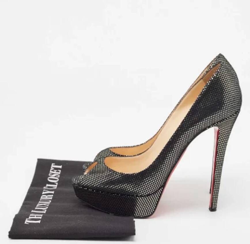 Christian Louboutin Pre-owned Suede heels Black Dames