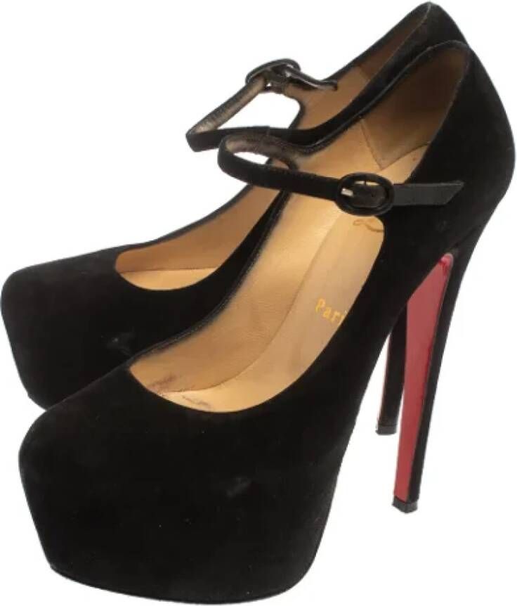 Christian Louboutin Pre-owned Suede heels Black Dames