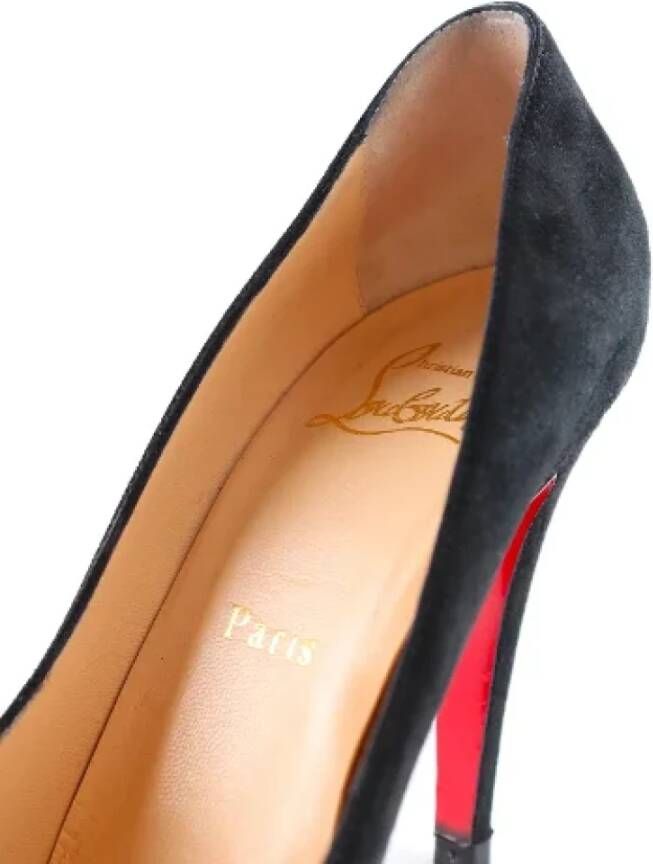 Christian Louboutin Pre-owned Suede heels Black Dames