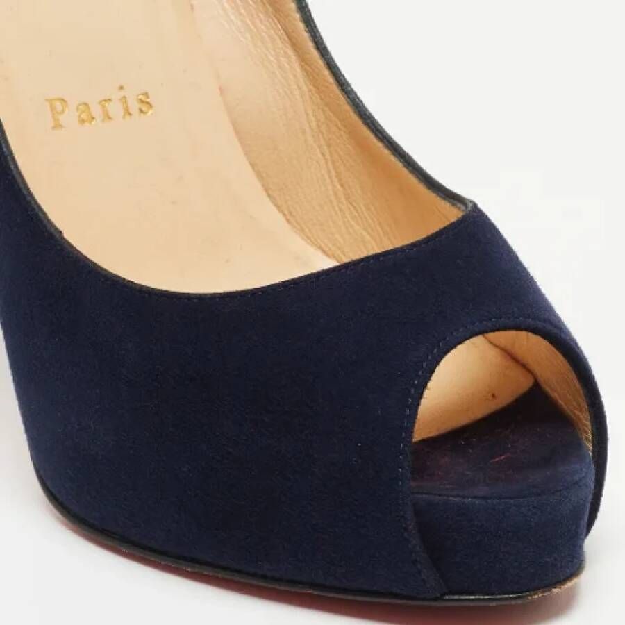 Christian Louboutin Pre-owned Suede heels Blue Dames