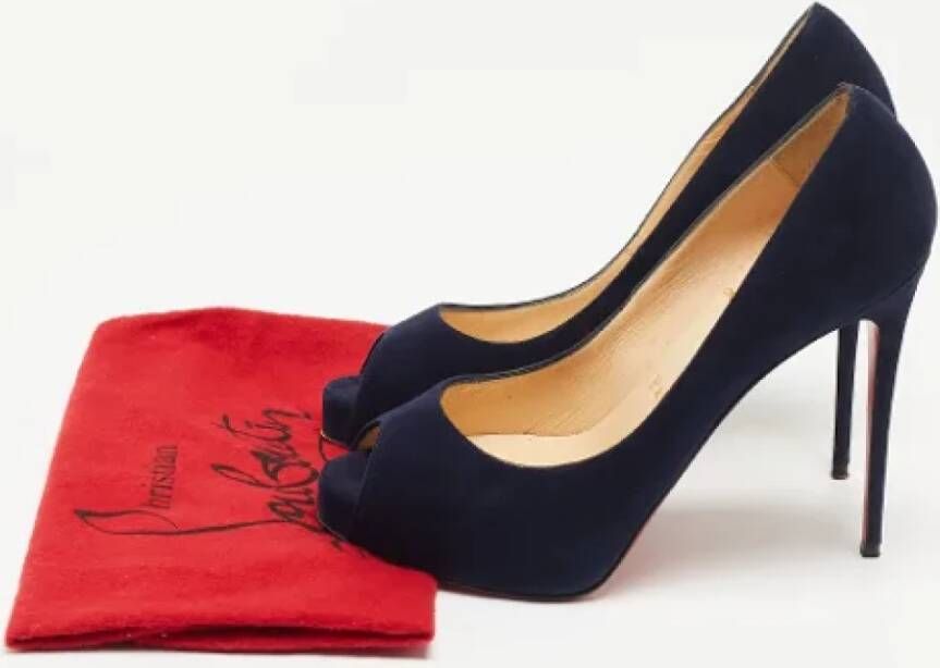 Christian Louboutin Pre-owned Suede heels Blue Dames