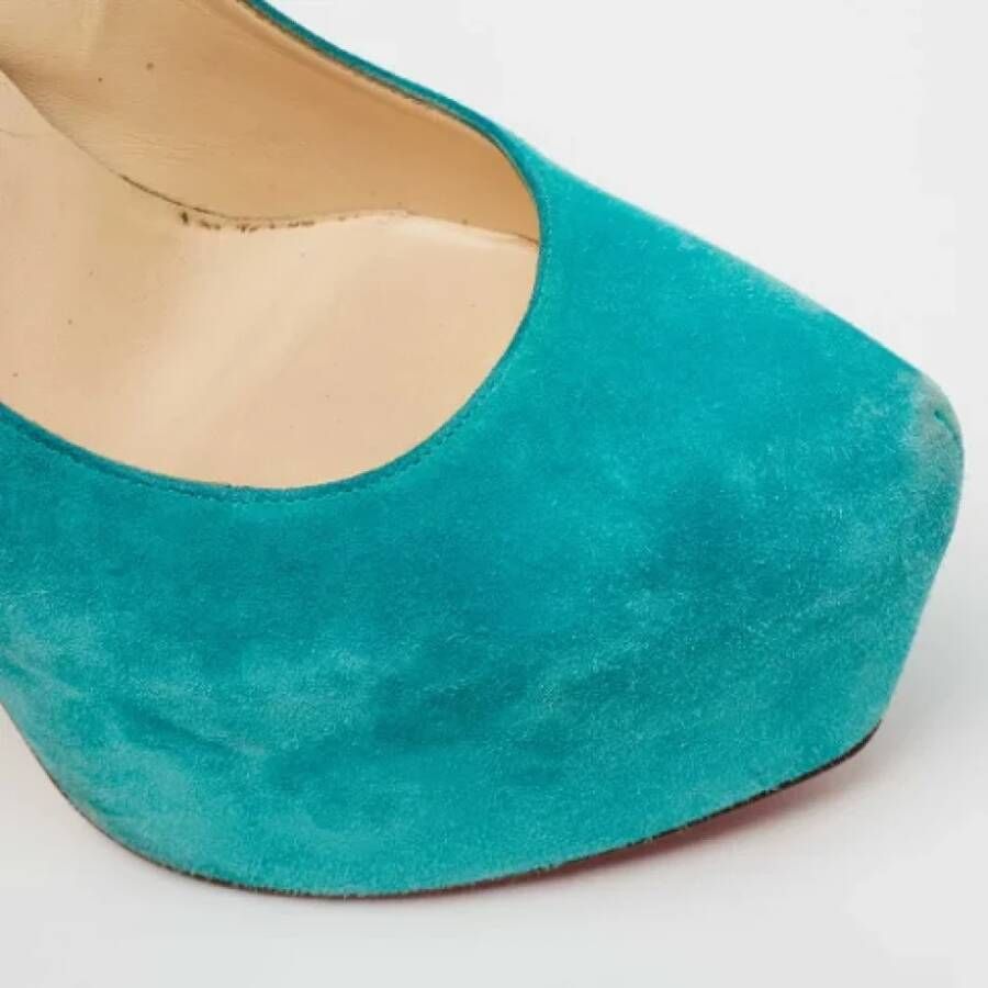 Christian Louboutin Pre-owned Suede heels Blue Dames