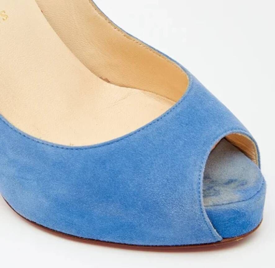 Christian Louboutin Pre-owned Suede heels Blue Dames