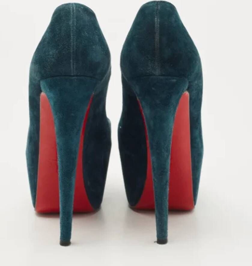 Christian Louboutin Pre-owned Suede heels Blue Dames