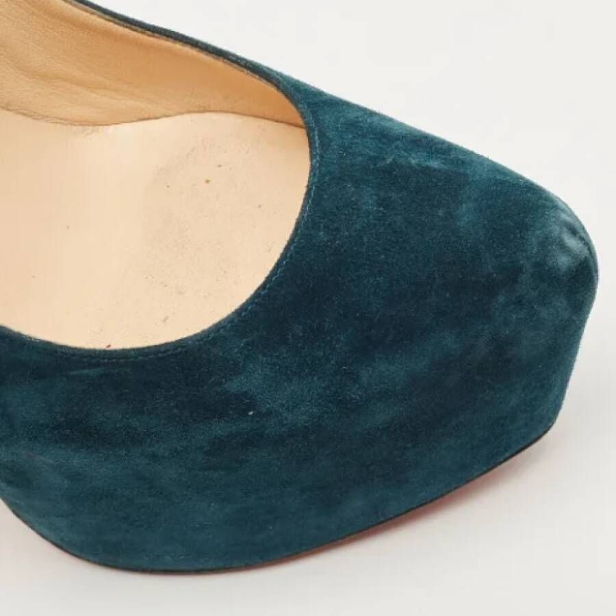 Christian Louboutin Pre-owned Suede heels Blue Dames