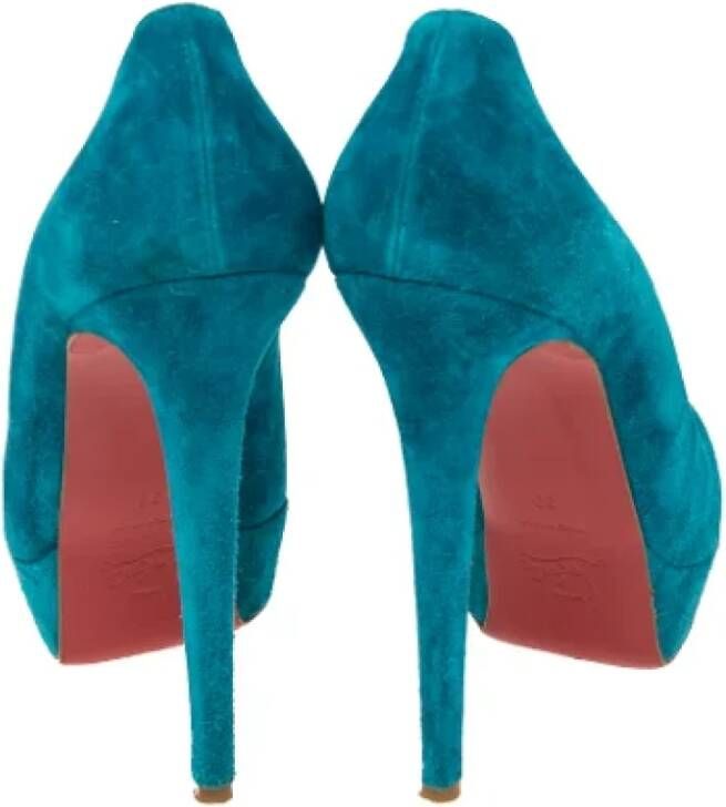 Christian Louboutin Pre-owned Suede heels Blue Dames