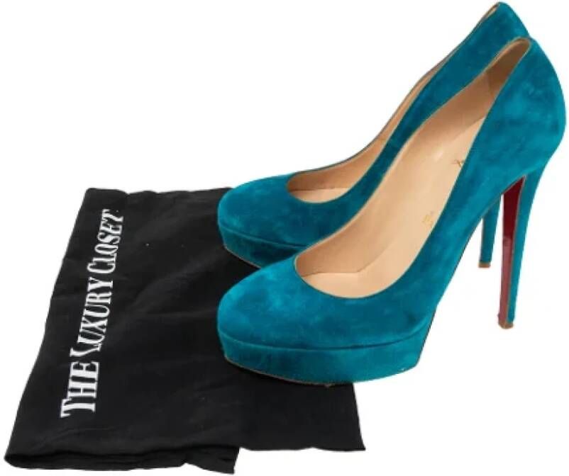 Christian Louboutin Pre-owned Suede heels Blue Dames