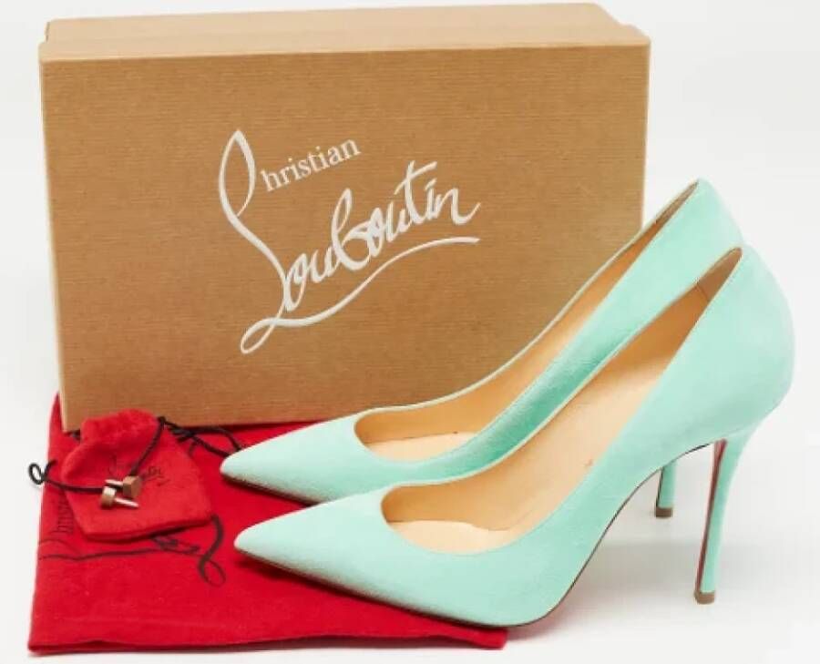 Christian Louboutin Pre-owned Suede heels Blue Dames