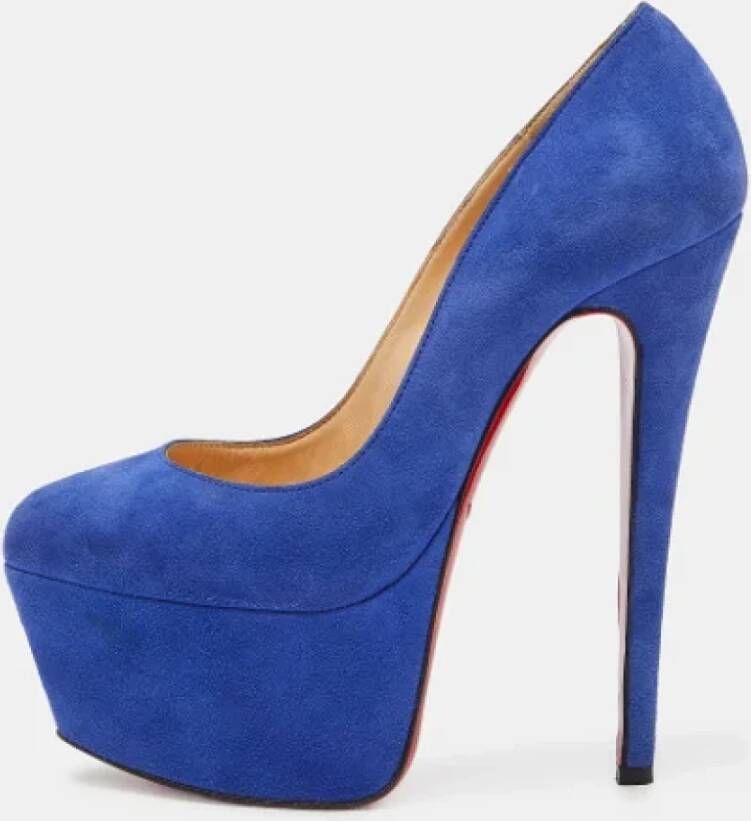 Christian Louboutin Pre-owned Suede heels Blue Dames