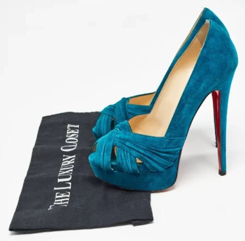 Christian Louboutin Pre-owned Suede heels Blue Dames