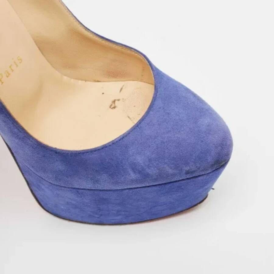 Christian Louboutin Pre-owned Suede heels Blue Dames